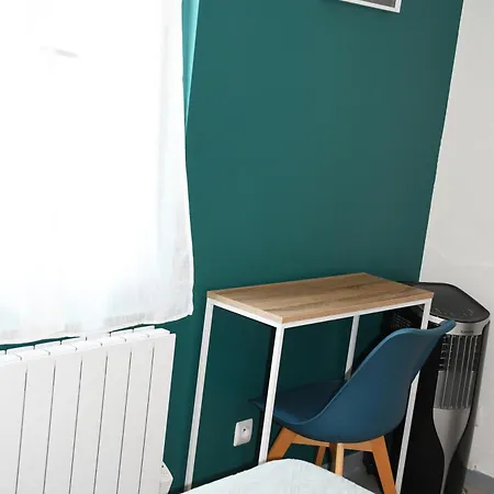 Comme A La Maison *